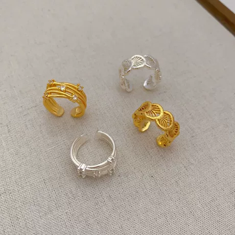 Gold Signet Ring - Modern Square Seal Style